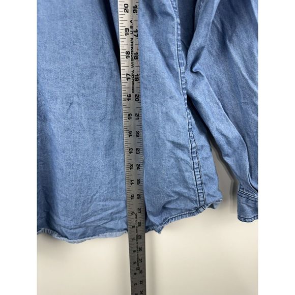 Torrid Womens 3X Taylor Medium Wash Denim Button-Down Shirt - Picture 5 of 6